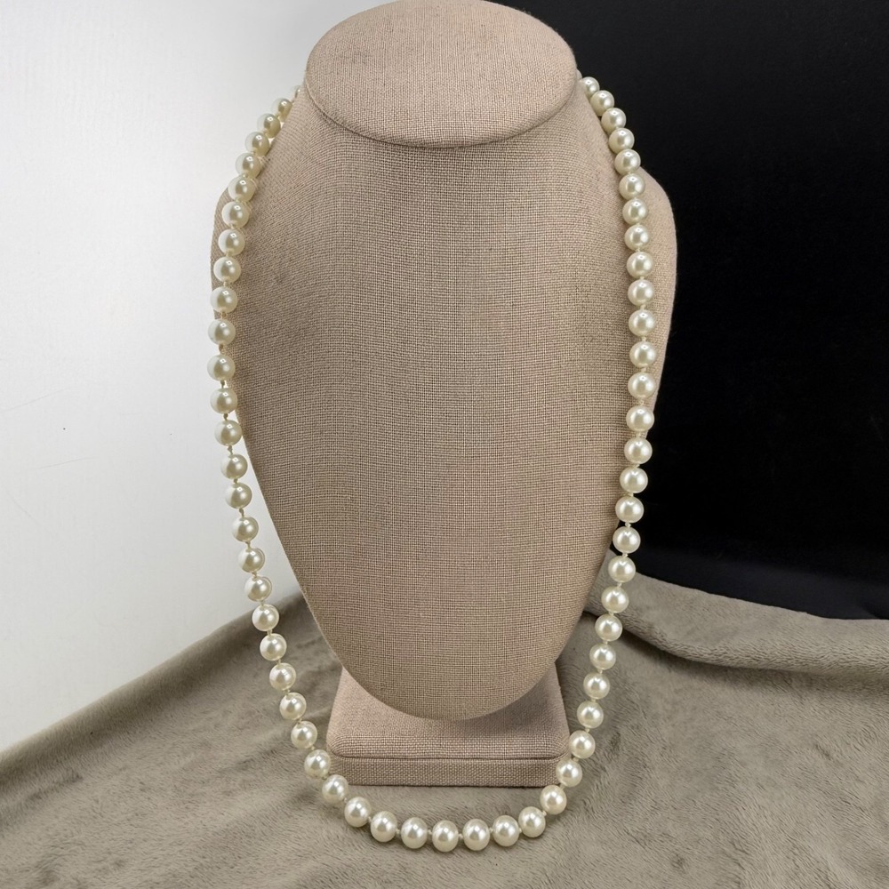 Vintage Imitation Pearl Necklace 26"